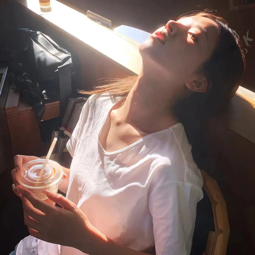 查理班克斯的教育